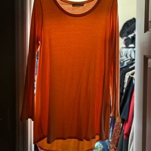 High low long sleeve shirt